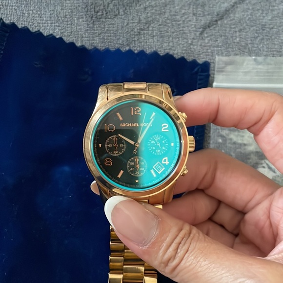 Michael kors watch - Picture 2 of 4